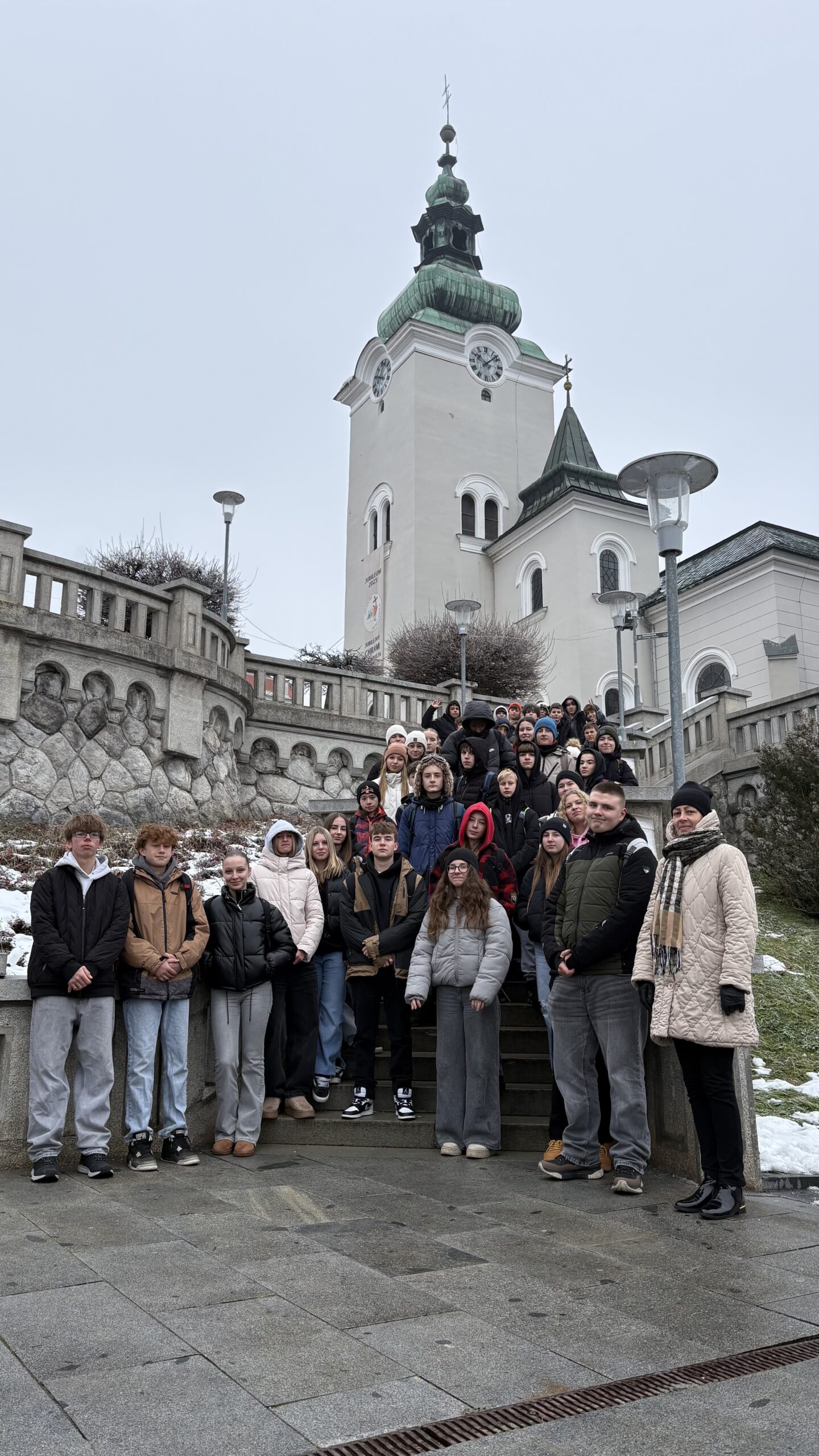 20251201_090759375_iOS